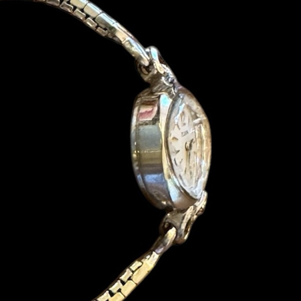 Vintage Ladies Silver Elgin Watch Stretchy Bracelet Band - Picture 2 of 9
